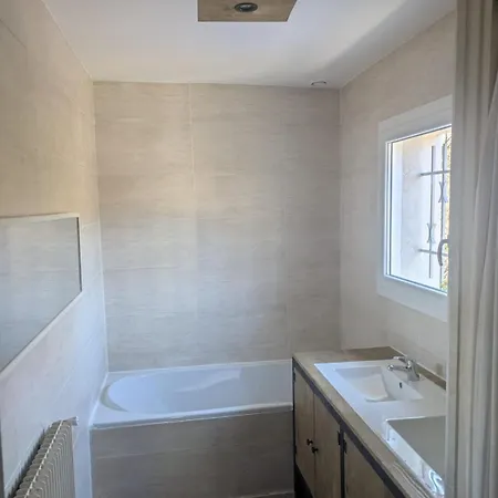 Maison De Famille Piscine Jacuzzi 10 P * Лисьё